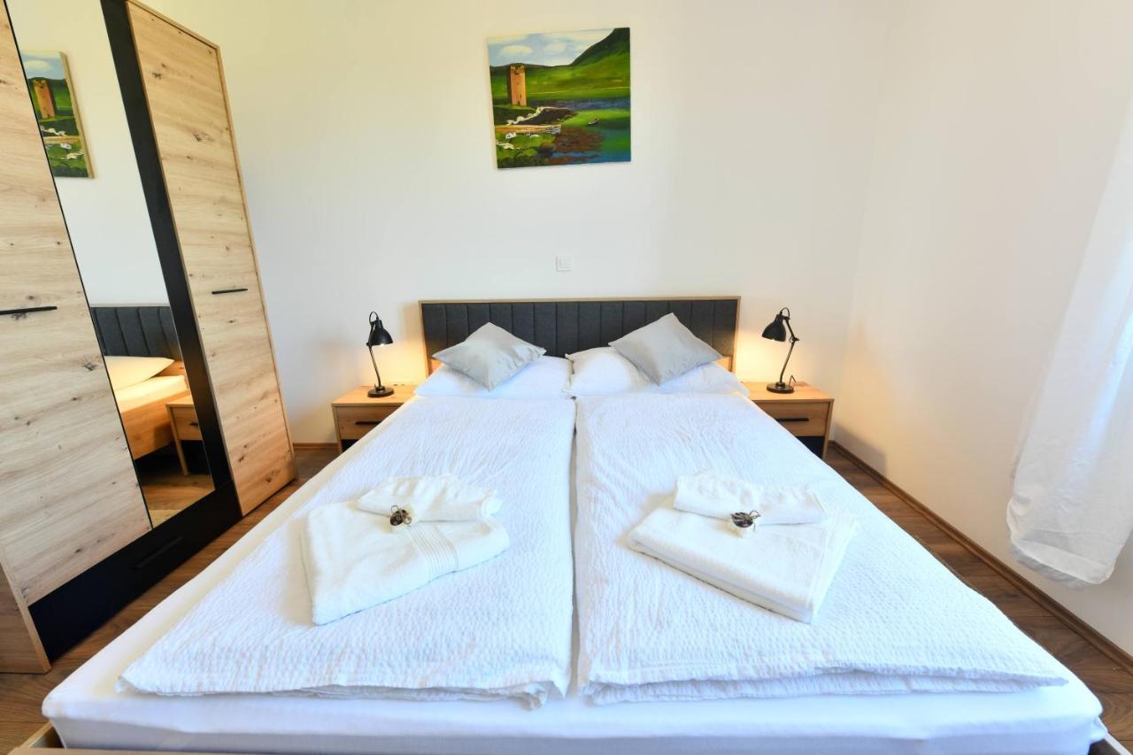 Wildernest Holiday Home Раковица Екстер'єр фото